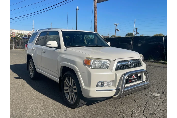 $14988 : 2012 4Runner 4WD 4dr V6 Limit image 9