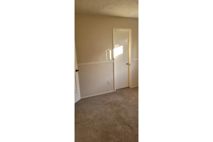 $450 : Cuarto image 3