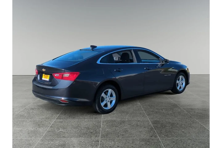 $24200 : Chevrolet Malibu 2023 LS 4dr image 5