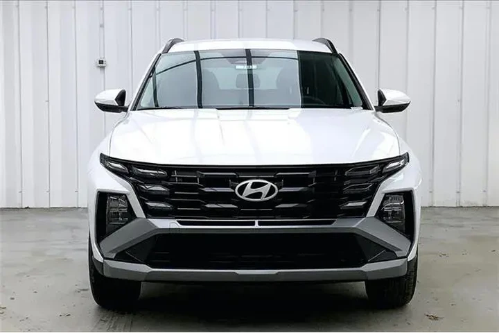 $28490 : Hyundai TUCSON Hybrid 2025 A image 3