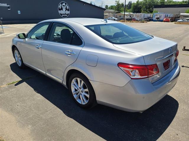 $10499 : 2010 ES 350 Sedan image 5