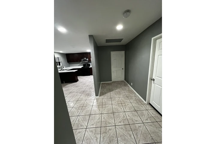 $2900 : Renta de apartamento image 5