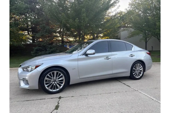 $17997 : 2020 Q50 3.0T Luxe image 10