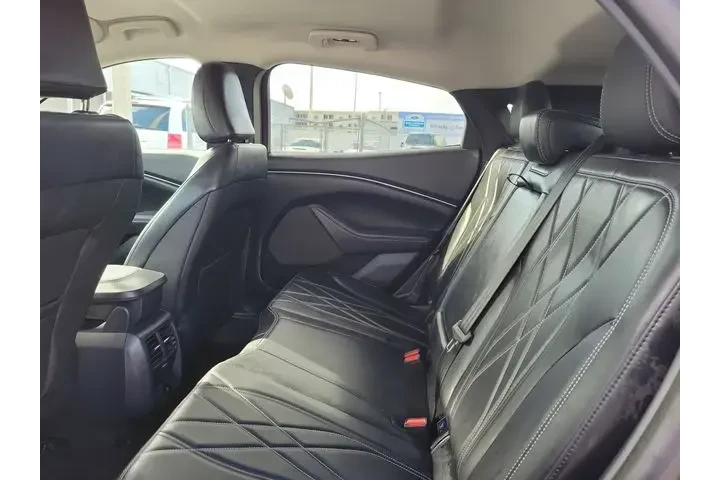 $28990 : Ford Mustang Mach-E 2025 Sel image 6