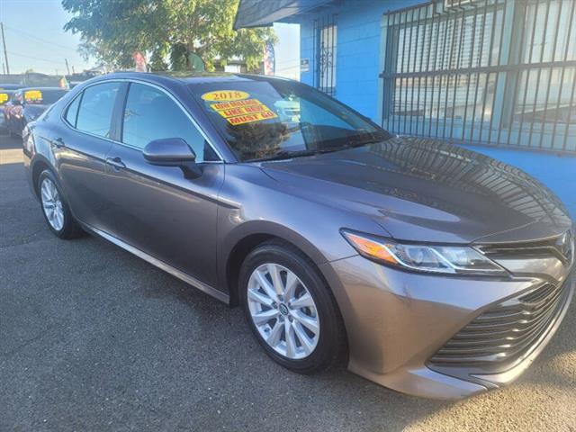 $18999 : 2018 Camry LE image 3