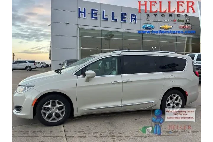 $10962 : Chrysler Pacifica 2017 Touri image 1