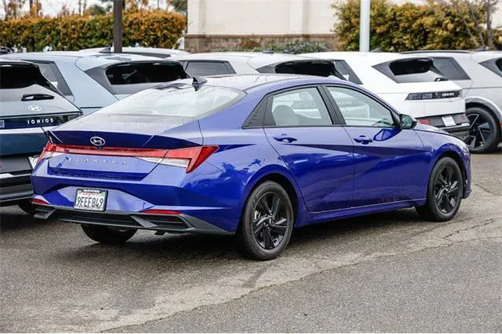 $18991 : Hyundai ELANTRA 2023 SEL 4dr image 5