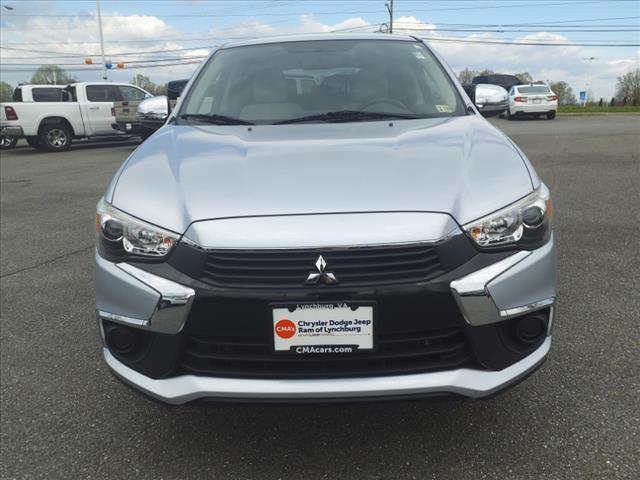 $15997 : PRE-OWNED 2017 MITSUBISHI OUT image 9