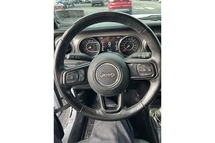 $27655 : Jeep Wrangler Unlimited 2020 image 6