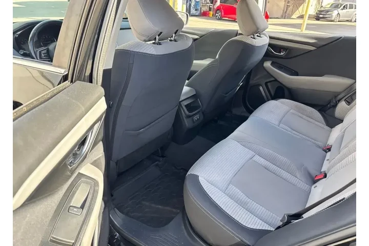 $19289 : Subaru Outback 2021 AWD Prem image 6