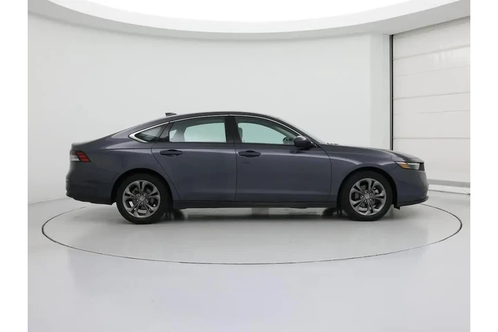 $25998 : Honda Accord 2023 EX 4dr Sed image 7