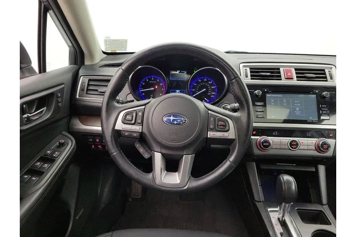 $15998 : Subaru Outback 2017 AWD 2.5i image 10