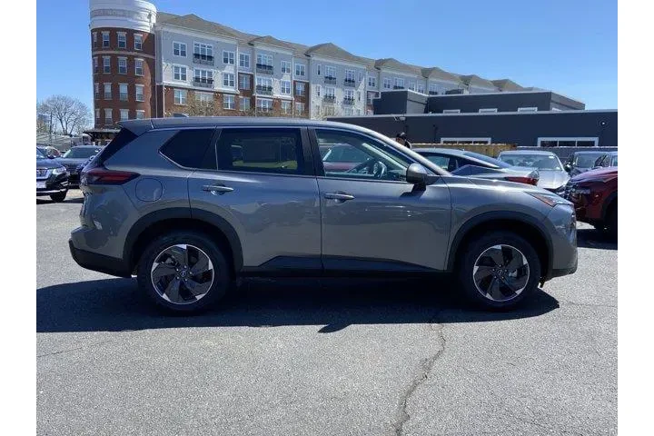 $19487 : Nissan Rogue 2025 AWD SV 4dr image 3