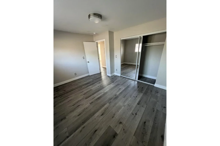 $1000 : ESTUDIO EN LOS ÁNGELES 1 PARK image 4