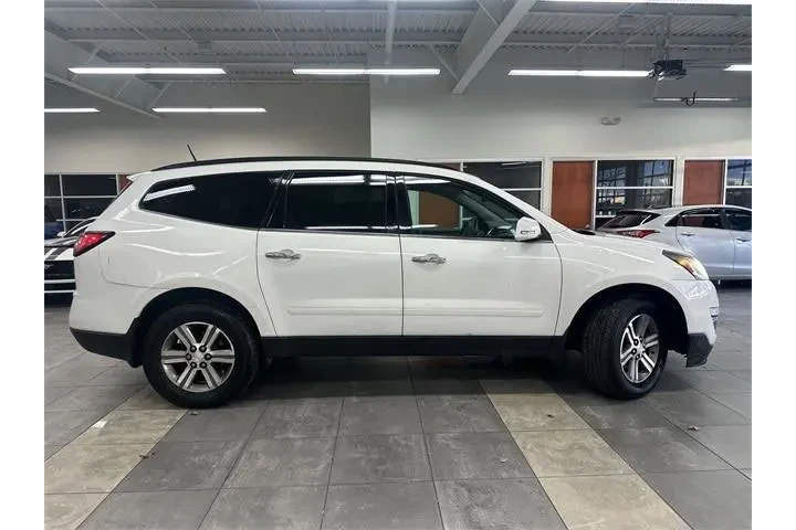 $7000 : Chevrolet Traverse 2016 LT 4 image 8