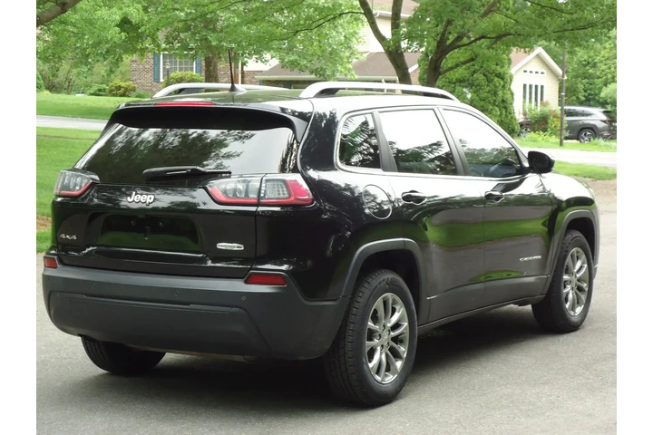 $18000 : Jeep Cherokee 2019 4x4 Latit image 2