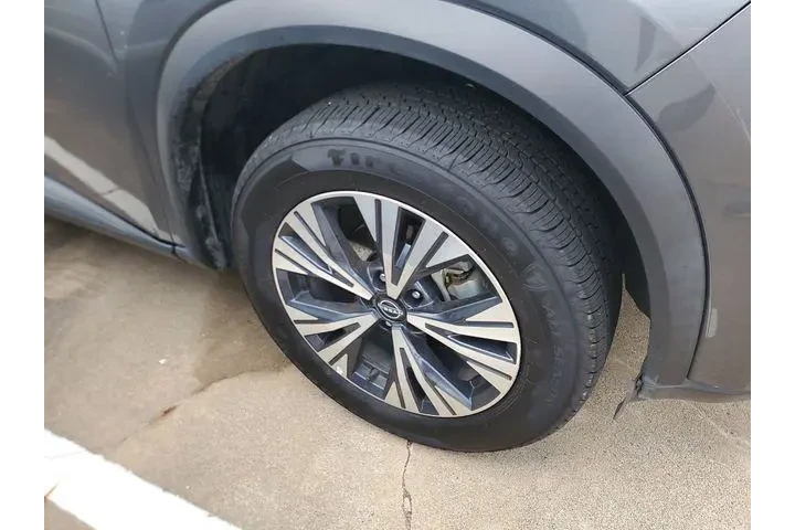 $21988 : Nissan Rogue 2023 AWD SV 4dr image 4