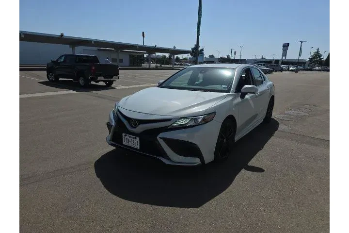 $29500 : Toyota Camry 2024 XSE 4dr Se image 3
