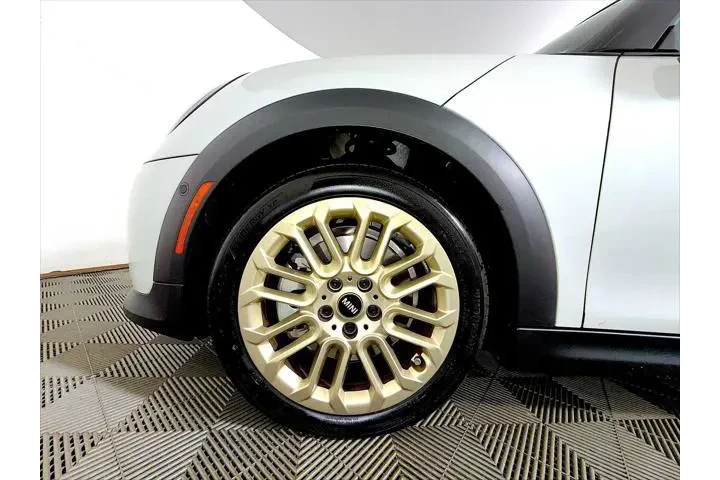 $31493 : MINI Hardtop 2 Door 2025 Coo image 8