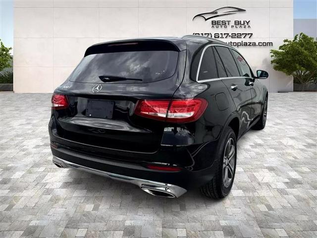 $16895 : 2016 MERCEDES-BENZ GLC GLC 30 image 7