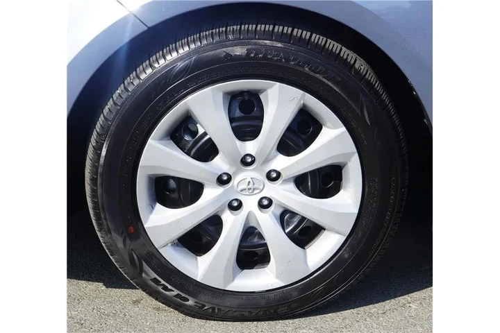 $23984 : 2025 Corolla LE image 10