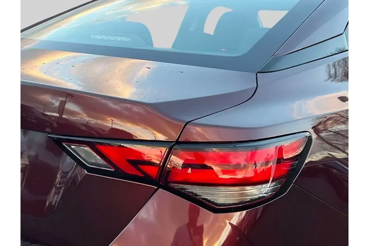 $16565 : Nissan Sentra 2025 SV 4dr Se image 10