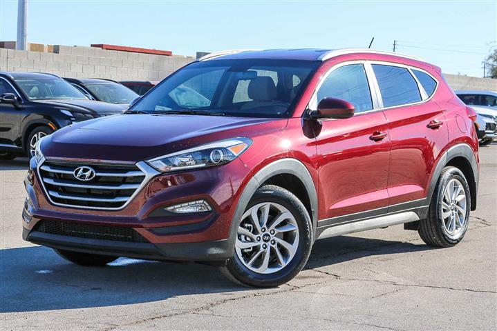 $17990 : Pre-Owned 2017 Hyundai Tucson image 1
