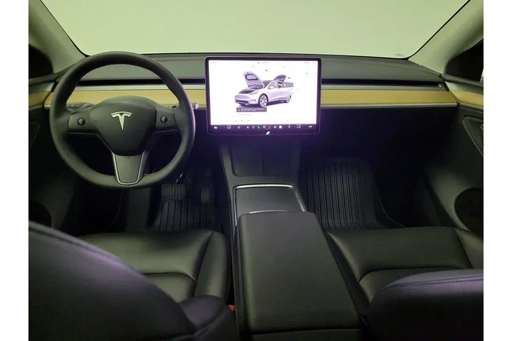 $33998 : Tesla Model Y 2023 AWD Long image 9