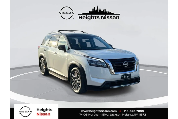 $32990 : Nissan Pathfinder 2024 AWD S image 1