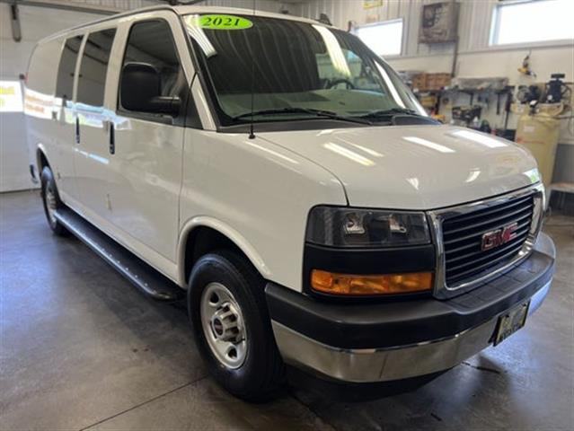 $35900 : 2021 Savana Cargo Van image 3