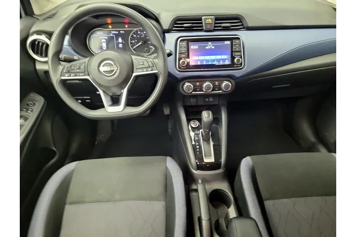 $18998 : Nissan Versa 2025 SV 4dr Sed image 9