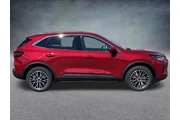 $29000 : Ford Escape Plug-In Hybrid 2 thumbnail