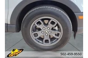 $26305 : Ford Bronco Sport 2024 AWD B thumbnail