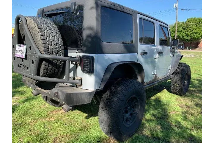 $23995 : 2011 Wrangler Unlimited Rubic image 7