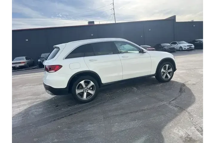 $33980 : Mercedes-Benz GLC 2022 AWD G image 6