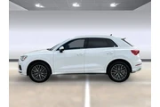 $21999 : Audi Q3 2022 AWD quattro Pre thumbnail