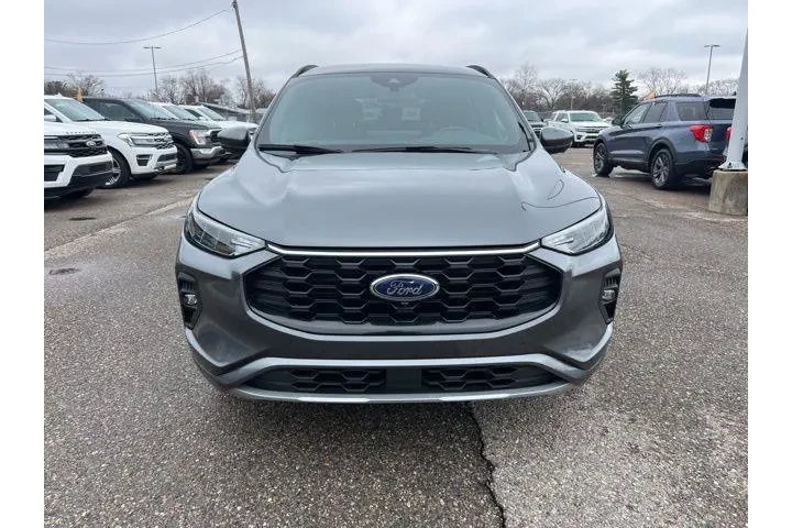 $24601 : Ford Escape Hybrid 2023 AWD image 2