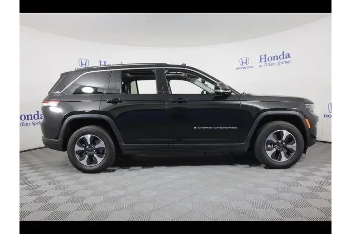 $27875 : Jeep Grand Cherokee 2023 4x4 image 8