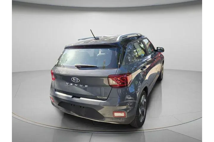 $19356 : Hyundai VENUE 2023 Limited 4 image 6