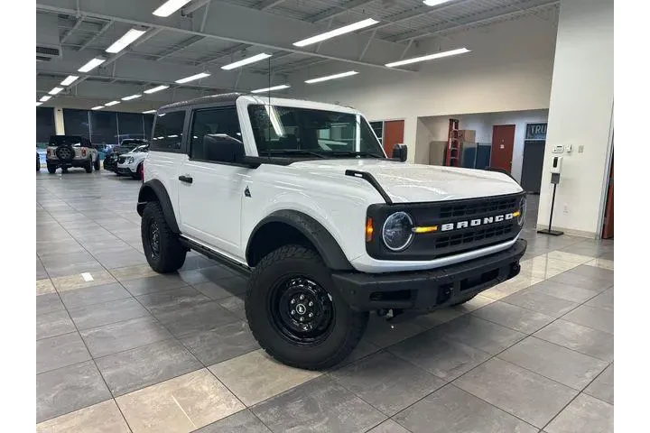 $38000 : Ford Bronco 2023 4x4 Base 2d image 1