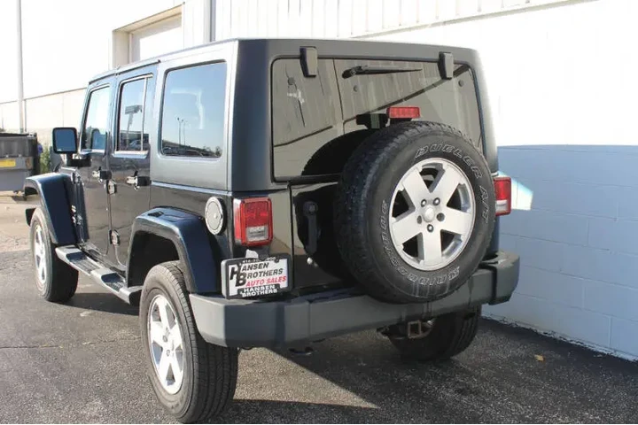 $13490 : 2012 Wrangler Unlimited Sahara image 4