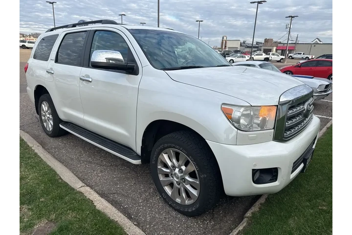 $16547 : Toyota Sequoia 2012 4x4 Plat image 2