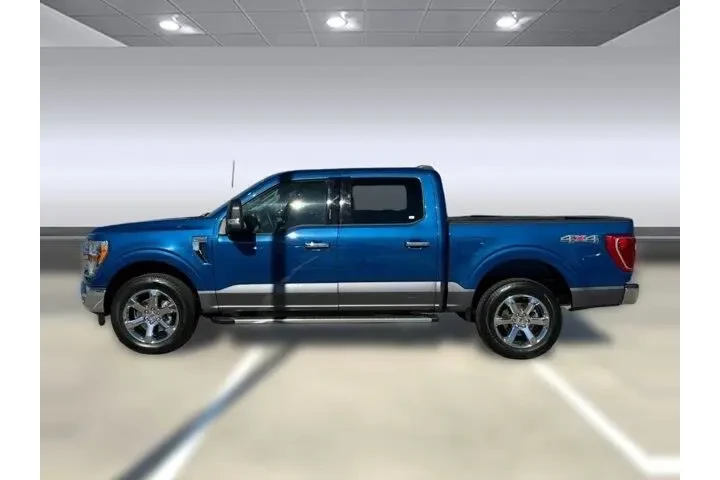 $37996 : Ford F-150 2023 4x4 XLT 4dr image 2