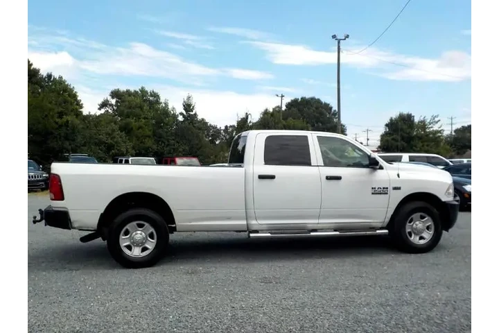 $14981 : 2017 3500 SLT Crew Cab LWB 4WD image 6