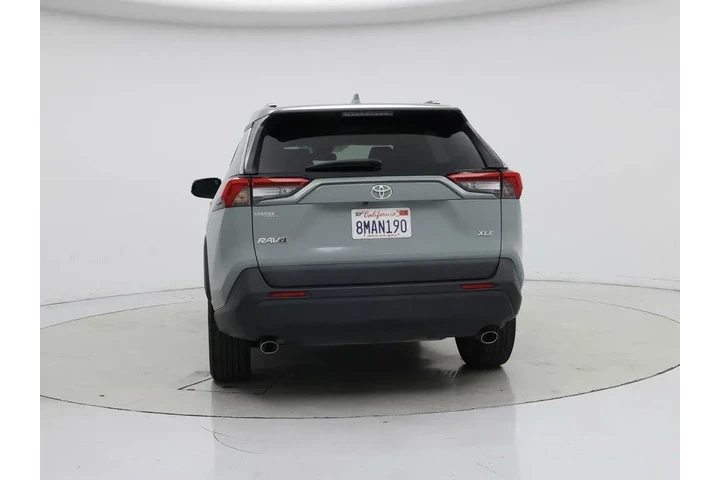 $26998 : Toyota RAV4 2019 XLE Premium image 6