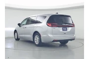 $24998 : Chrysler Pacifica 2023 Touri thumbnail