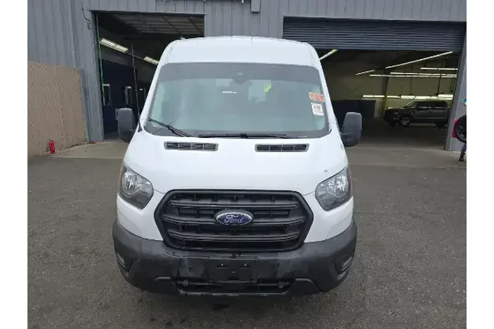 $31950 : Ford Transit 2020 250 3dr SW image 2