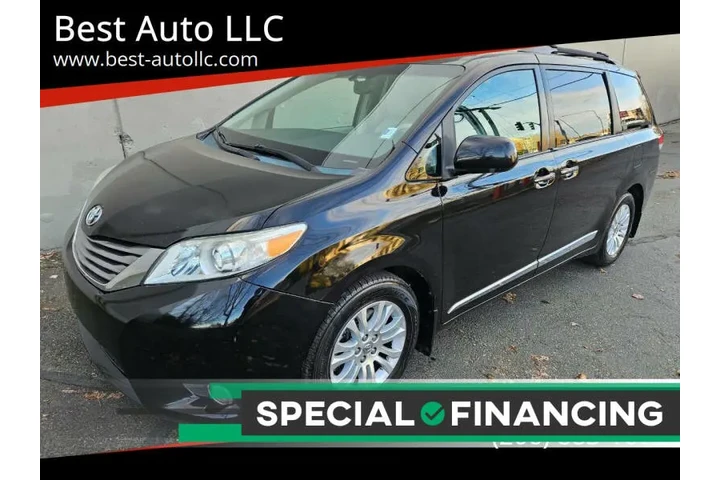 $7999 : 2011 Sienna XLE 8-Passenger image 1