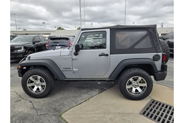 $20992 : Jeep Wrangler 2015 4x4 Sport image 5