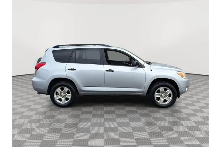 $18449 : 2008 RAV4 FWD 4dr 4-cyl 4-Spd image 10